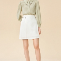 时尚穿搭 | 如何用设计简单的衣物穿出春季的优雅与高级？