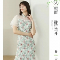 时尚穿搭 | 春天，把花儿穿在身上！娇艳花朵才是最极致的法式浪漫！