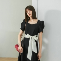 时尚穿搭 | 微胖女孩的夏日显瘦穿搭小技巧