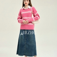 时尚穿搭 | 浪漫冬日的粉红：温柔与优雅的完美融合