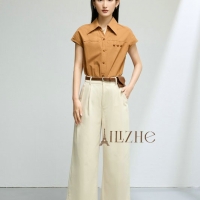 解锁夏日清爽密码：艾丽哲衬衫 + 阔腿裤穿搭指南