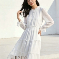 2026 春流行色 “云上舞白” 火了！